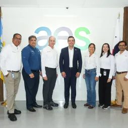 Visita del nuevo embajador de USA